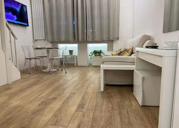 Modern Mini Loft Fleming