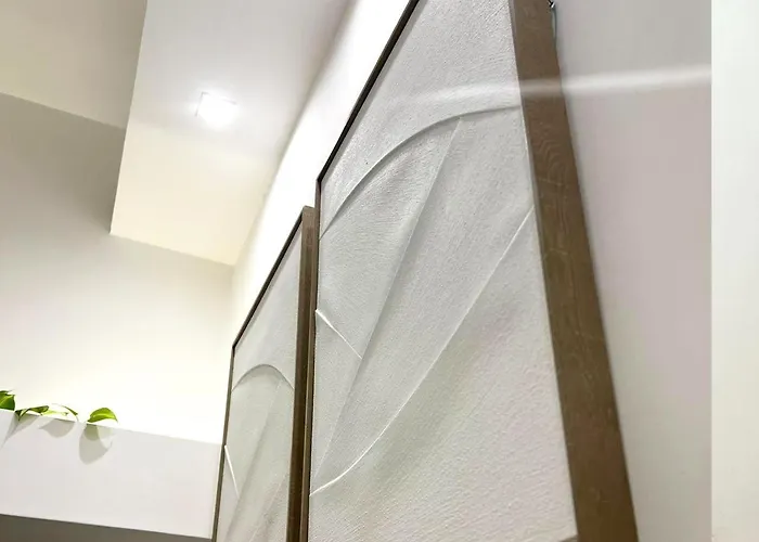 Modern Mini Loft Fleming